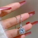 سلسلة الالماس – Diamond necklace